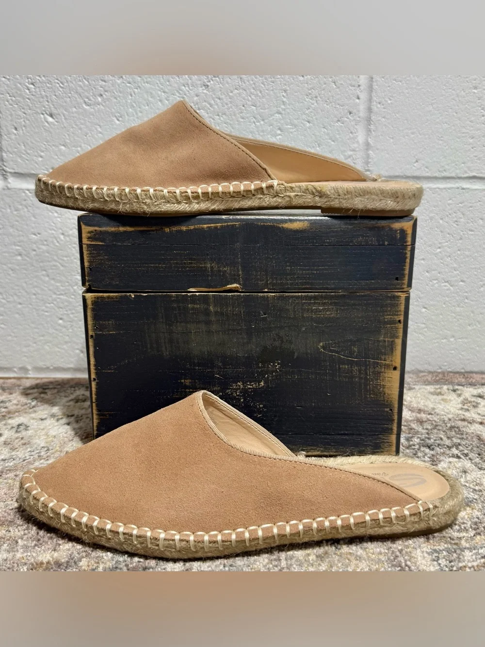 Sbicca slip flats
